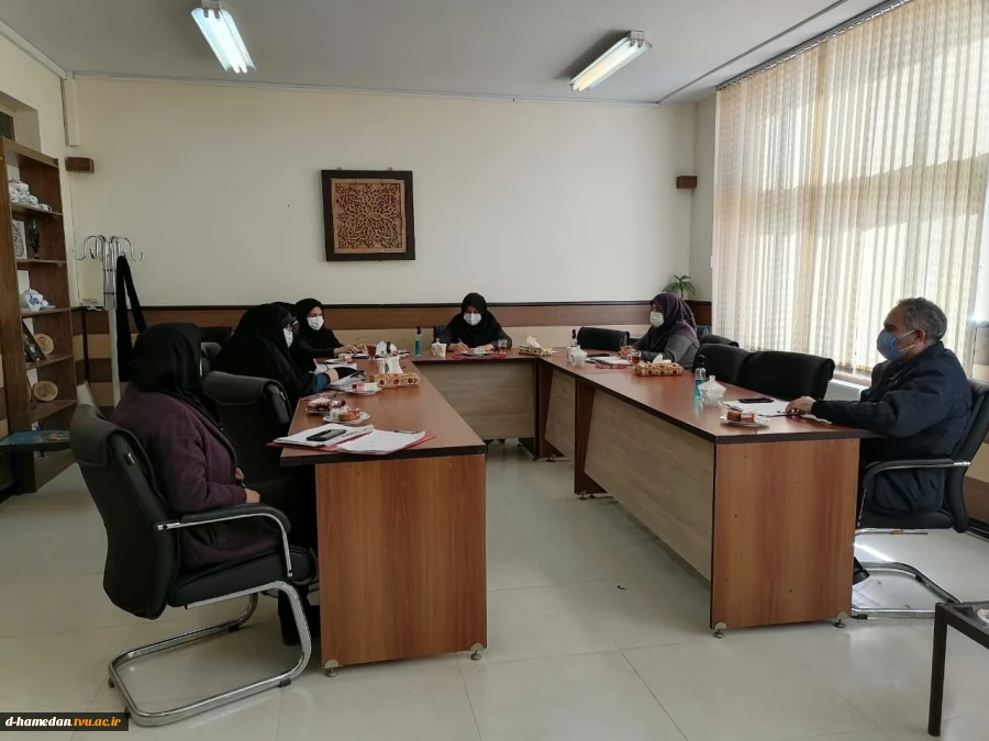 برگزاری جلسه شورای آموزشی 3