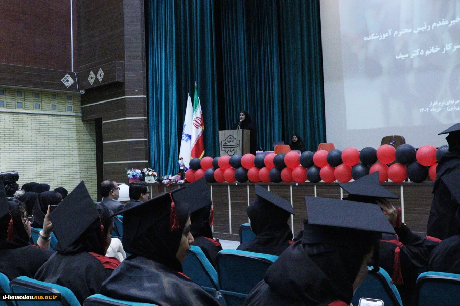 به همت انجمن علمی گروه کامپیوتر، جشن فارغ التحصیلی دانشجویان مهندسی حرفه ای نرم افزار برگزار گردید 3