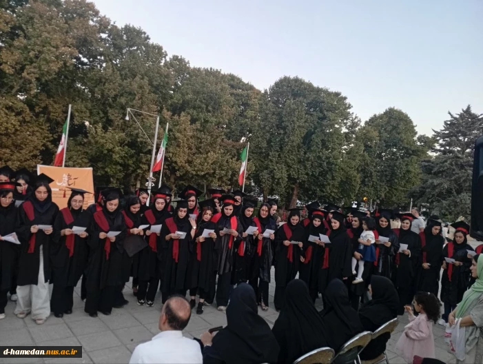 آیین فارغ‌التحصیلی دانشجویان رشته ی معماری به همت انجمن علمی گروه معماری همزمان با میلاد نبی اکرم (ص)، برگزار گردید