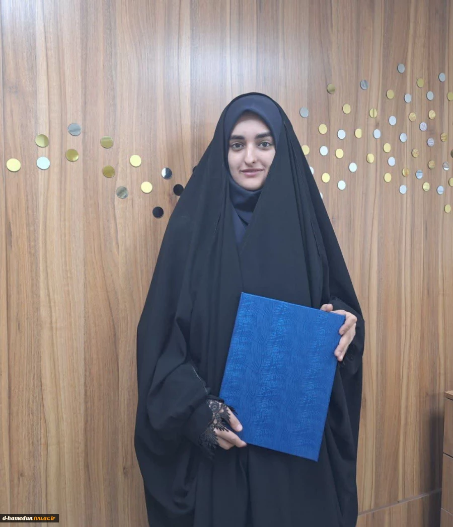 کسب دیپلم افتخار در رشته فناوری مد توسط سرکار خانم فاطمه رزاقی دانشجوی رشته طراحی و دوخت در بیست و دومین مسابقات ملی مهارت کشوری 2