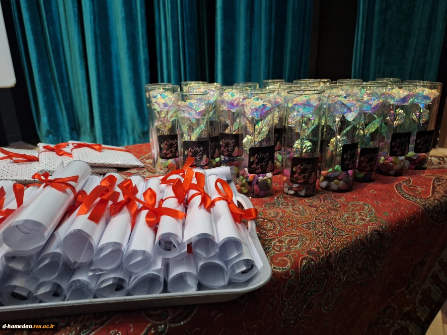 برگزاری جشن فارغ التحصیلی فارغ التحصیلان رشته حسابداری (ورودی های مهر 1400 و قبل از آن) 2