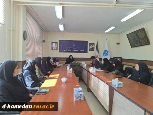 نشست صمیمی دکتر سیف با دبیران و اساتید مشاور انجمن های علمی و کانون ها 2