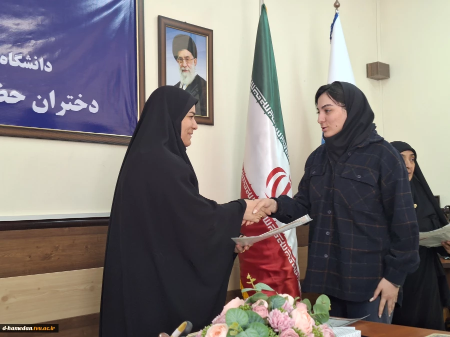 نشست صمیمی دکتر سیف با دبیران و اساتید مشاور انجمن های علمی و کانون ها 8