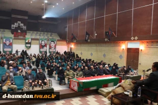 همزمان با شهادت یگانه دخت نبی اکرم، حضرت فاطمه الزهرا (س)، اولین سالگرد تدفین شهید گمنام آموزشکده ملی مهارت زینب کبری (س)، برگزار شد. 2