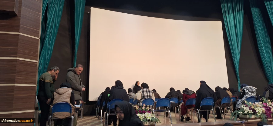 بازدید رئیس دانشگاه ملی مهارت استان همدان از روند برگزاری امتحانات آموزشکده دختران همدان 3