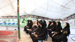 در آستانه ی  تشییع پیکر مطهر رهبر شهید انقلاب، مراسمی با موضوع وداع با قائد امت، در آموزشکده ملی مهارت دختران همدان برگزار شد 6