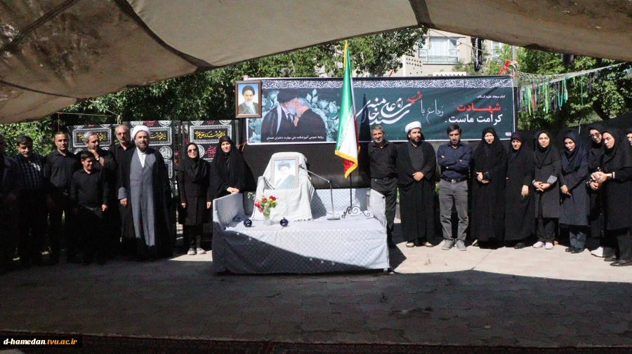 در آستانه ی  تشییع پیکر مطهر رهبر شهید انقلاب، مراسمی با موضوع وداع با قائد امت، در آموزشکده ملی مهارت دختران همدان برگزار شد 7