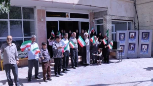 «پرچمِ هم‌بستگی؛ طلوع دوباره در دانشگاه»
 2