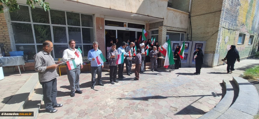 «پرچمِ هم‌بستگی؛ طلوع دوباره در دانشگاه» 3